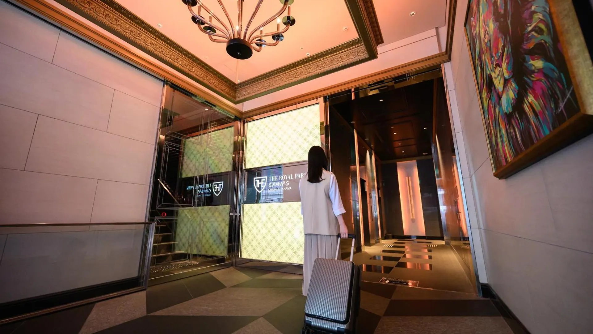 The Royal Park Canvas - Osaka Kitahama Hotel